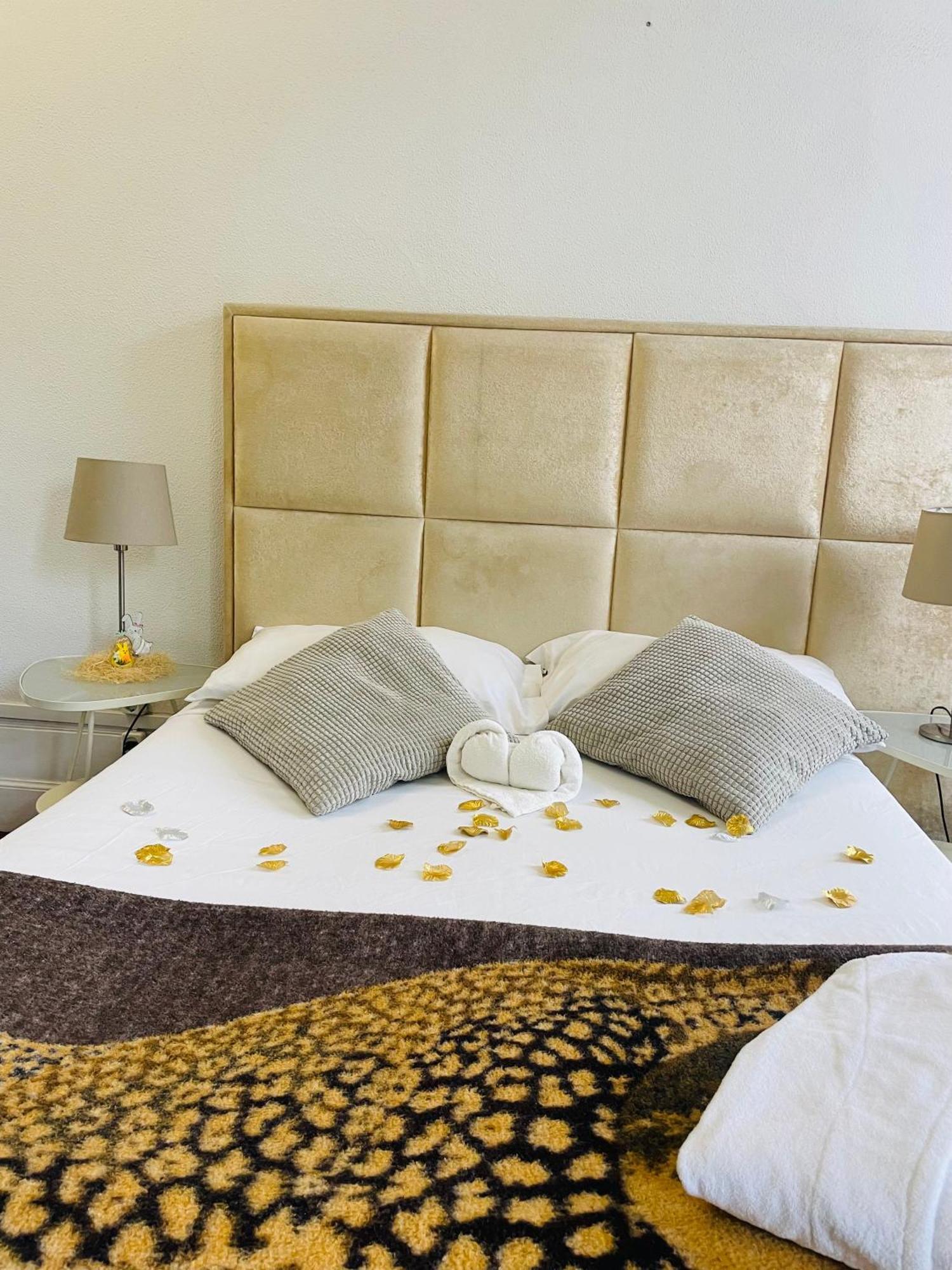 Ww Hostel & Suites 科英布拉 外观 照片